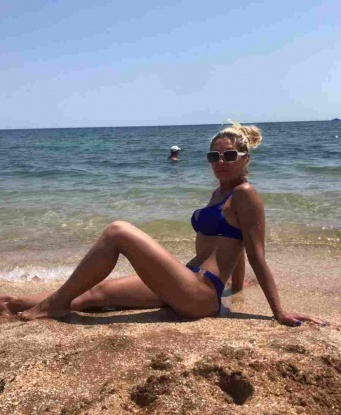 Сладкая черная пантера ждет своего господина. Опыт в сексуальном искусстве, умение раскрепостить и подарить желанный релакс - все для тебя, мой хороший. 10153, 37 лет